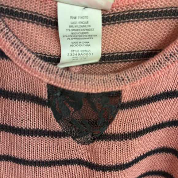 girls 4&up dork hatchi strip top lace encase 89% nylon 11% spandex - Picture 2 of 2